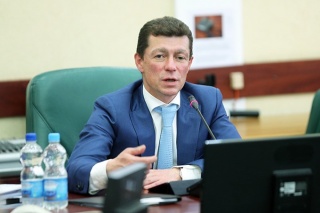 По заявлению Министра труда Максима Топилина СОУТ существенно повлияла на снижение количества вредных рабочих мест